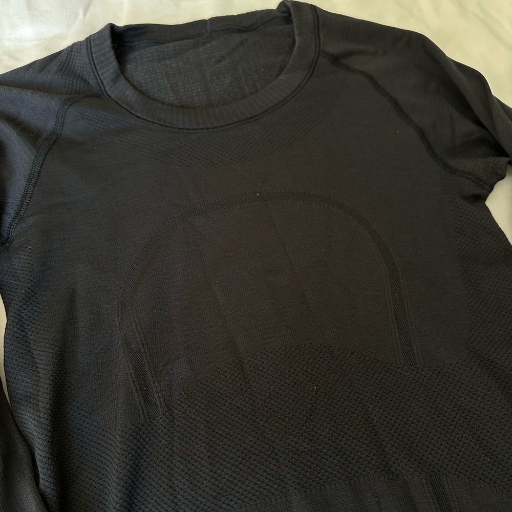 Lululemon Black Swiftly Tech Long Sleeve
